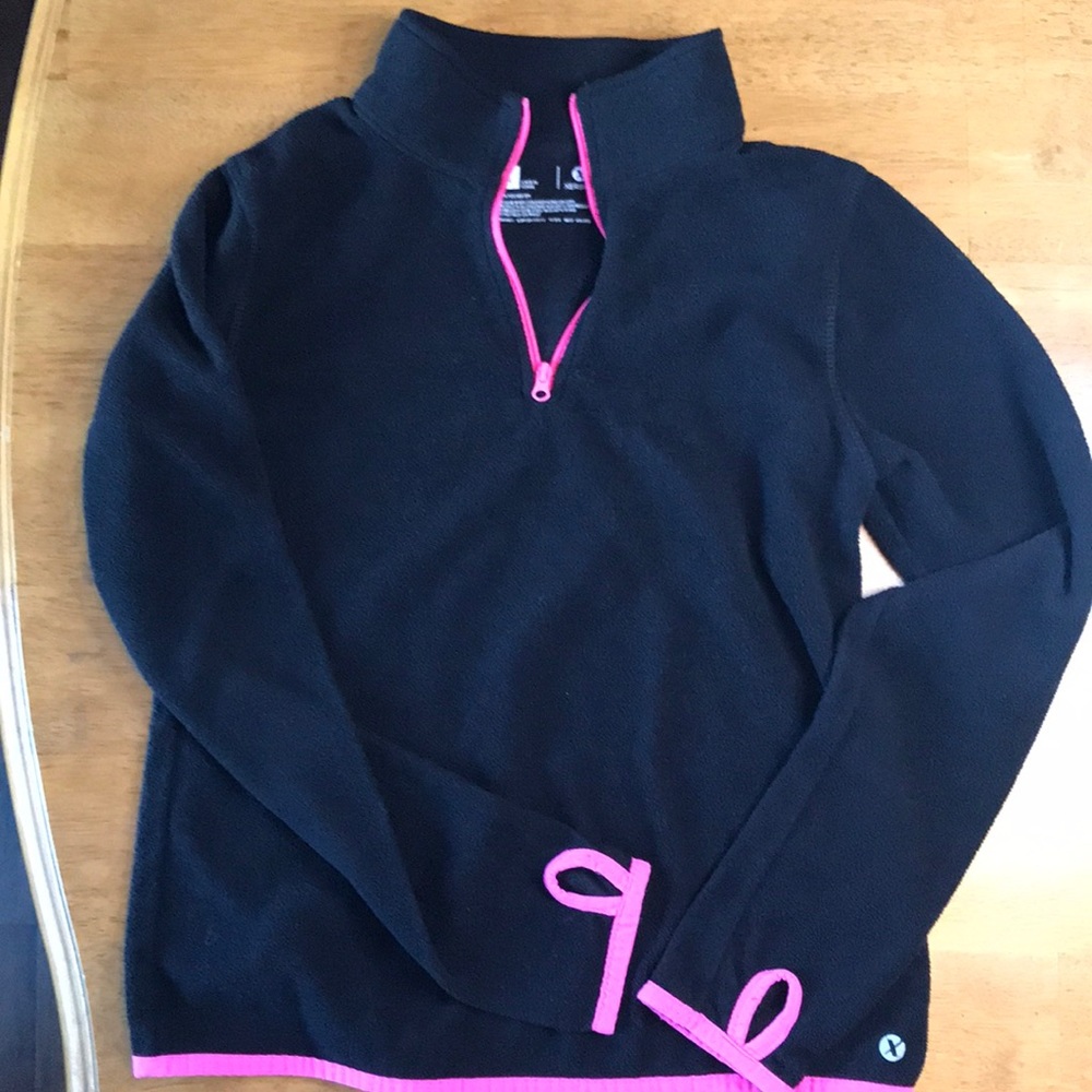 Girls L 14 Xersion Black fleece w/hot pink trim, 1/4 zip with thumb holes